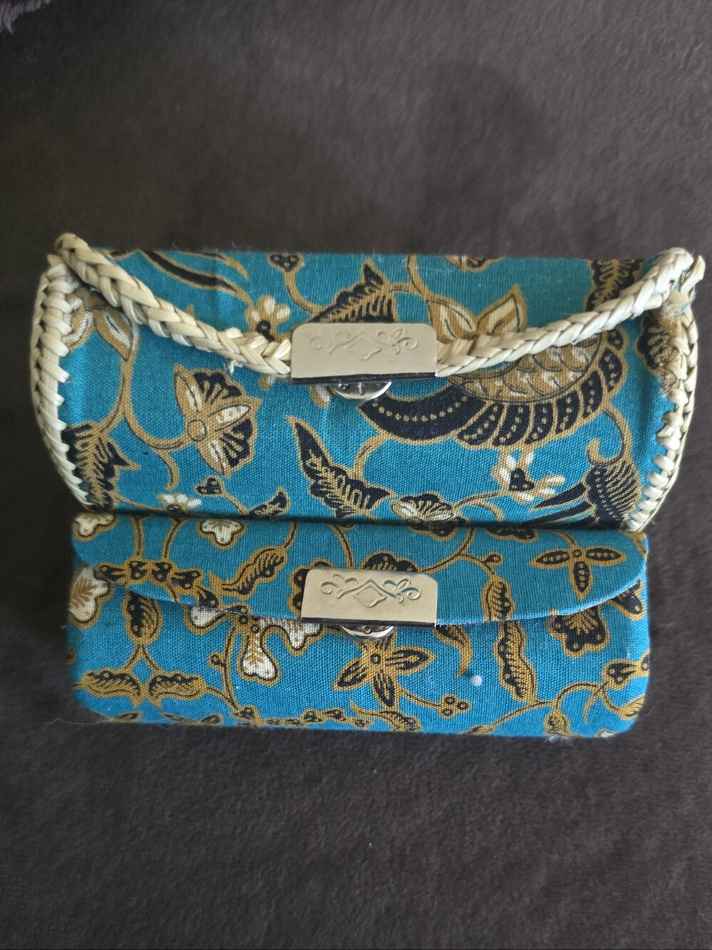Beautiful Vintage-Style Indonesian Makeup Holders With Mirrors